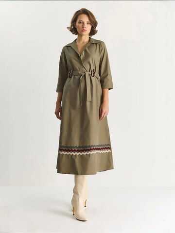 Bianco Lucci - Vestidos camiseiros em verde: frente