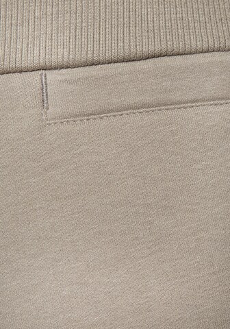 regular Pantaloni di Elbsand in grigio