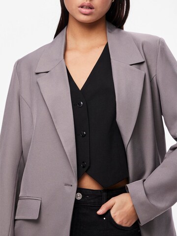 PIECES Blazer 'SALINA' in Grey