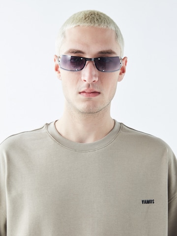 Tricou 'Hurst' de la VAMOS CLO pe gri