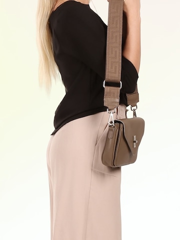 Toscanto Crossbody Bag in Beige