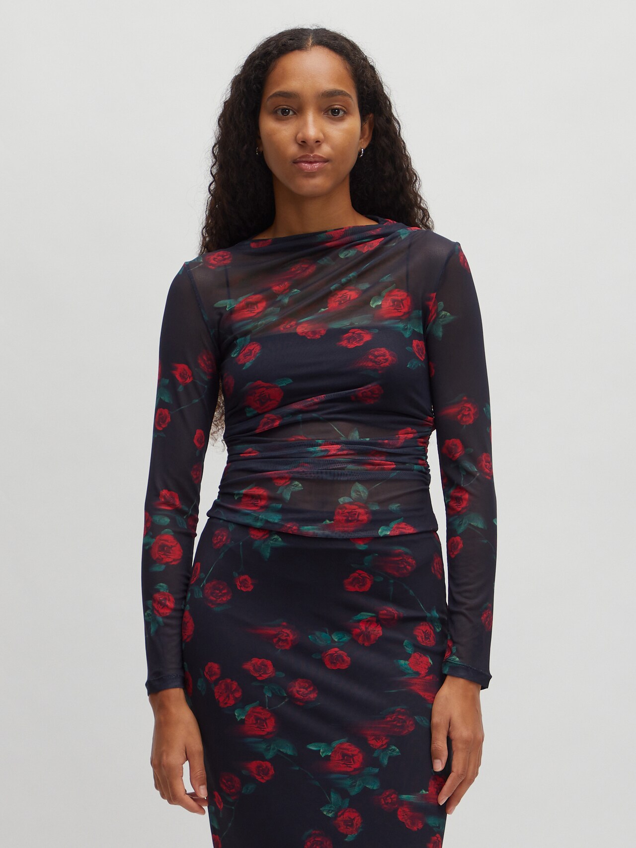 EDITED Produkte Shirt 'Veloria' grün