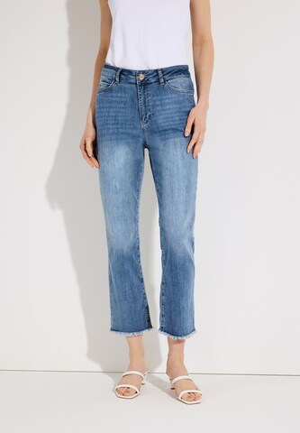 MORE & MORE Flared Jeans in Blauw: voorkant