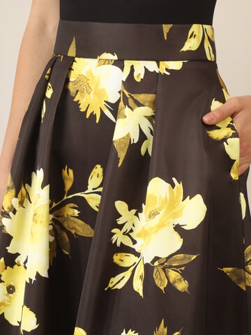 APART Skirt in Brown