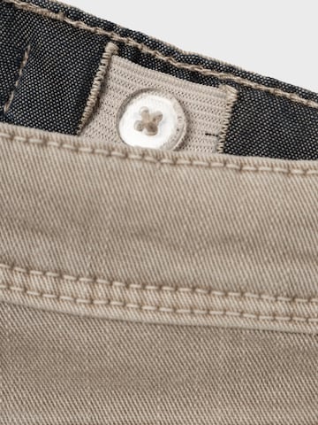 regular Jeans 'Silas' di NAME IT in beige