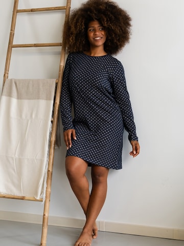By Louise Nightgown in Blue