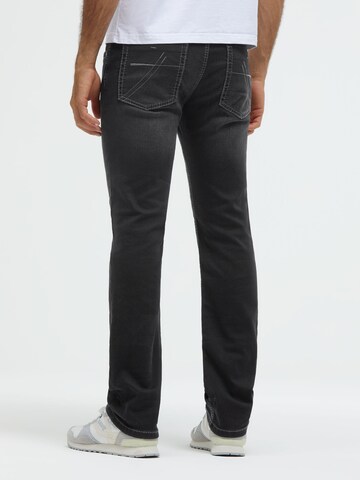 CAMP DAVID Regular Jeans in Black