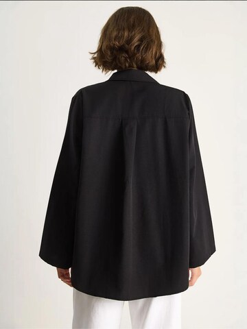 Camicia da donna di Bianco Lucci in nero