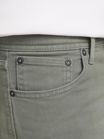 JACK & JONES Regular Trousers in Green