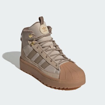ADIDAS ORIGINALS - Bota 'Superstar' em verde