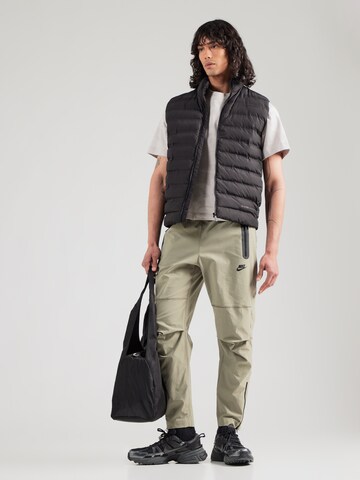 Nike Sportswear Tapered Trousers in Green