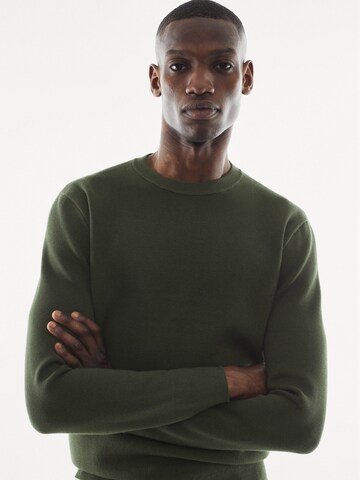 MANGO MAN Sweater 'Luxus' in Green