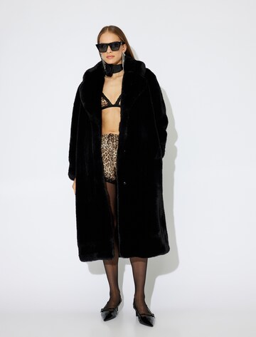 Koton Winter Coat in Black: front