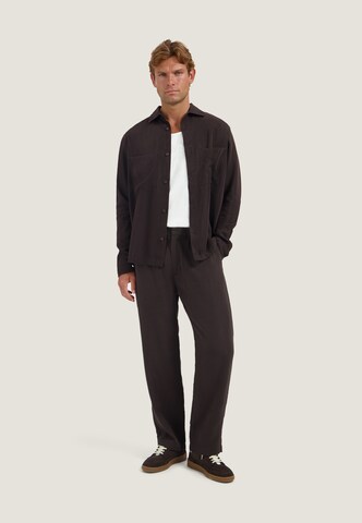 Coupe regular Chemise 'Caleb' Dstrezzed en marron