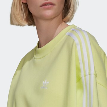 ADIDAS ORIGINALS Sweatshirt in Geel