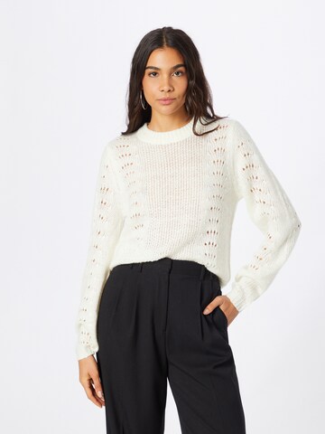 VILA Sweater 'Chai' in White: front