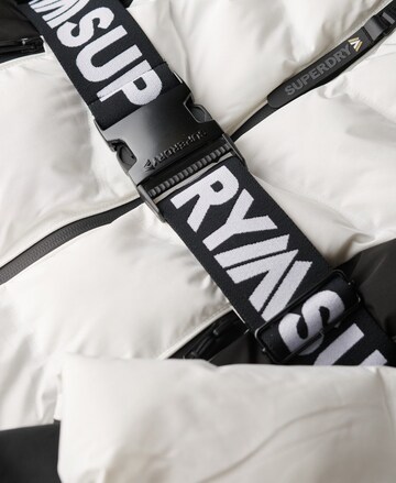 Superdry Tussenjas in Wit