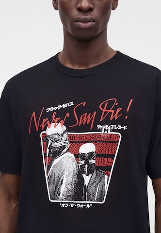 VANS Тениска 'Black Sabbath Never Say Die' в черно: отпред