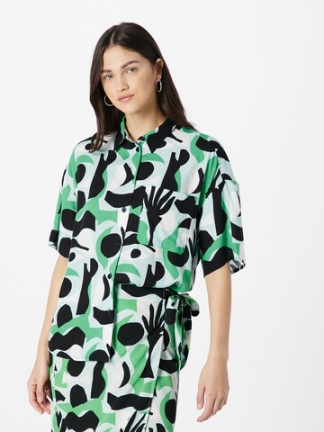 Monki Blouse in Blauw: voorkant