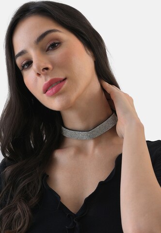 SOHI Halsband 'Artemis' i svart