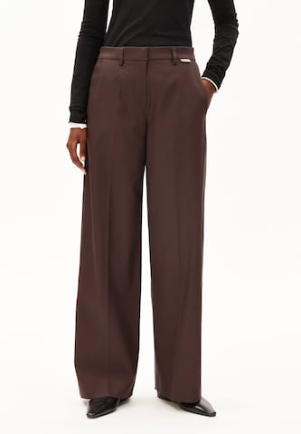 ARMEDANGELS Wide leg Broek 'Leandraa' in Bruin: voorkant