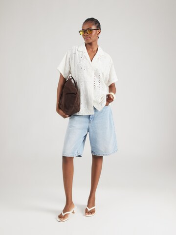 Chemisier 'Francy' Lindex en blanc