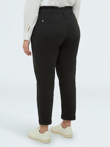 Fiorella Rubino - regular Pantalón en negro
