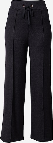 24COLOURS Loose fit Trousers in Black: front