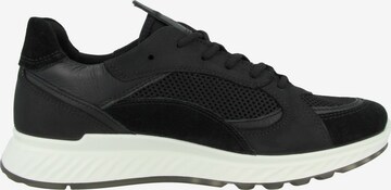 Baskets basses 'ST.1' ECCO en noir