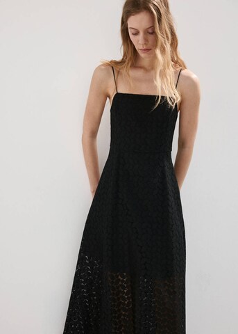 MANGO Kleid in Schwarz