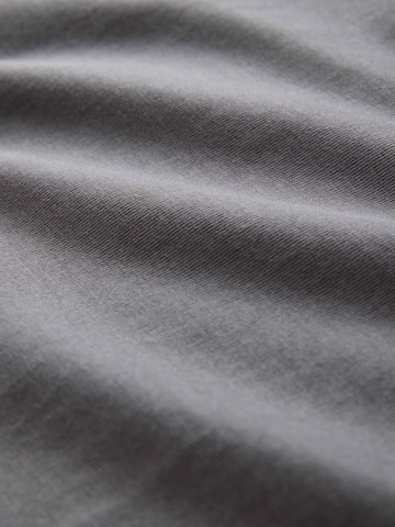 The Set Shirt in Grey