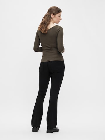 PIECES Flared Pants in Black