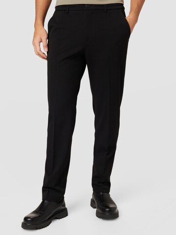 Les Deux Regular Trousers with creases 'Pino' in Black: front