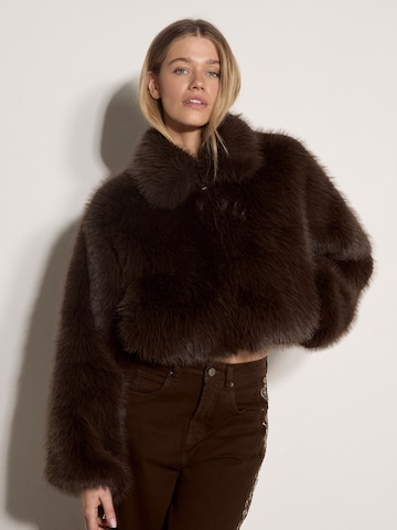 Veste bavaroise ' Kunstfelljacke ' Apricot en marron