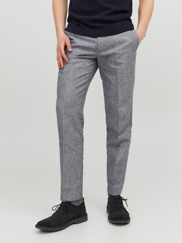 Coupe slim Pantalon à plis 'Riviera' JACK & JONES en gris : devant