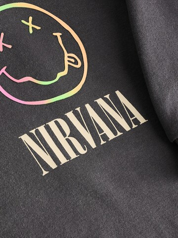 Next Sweatshirt 'Nirvana' i grå