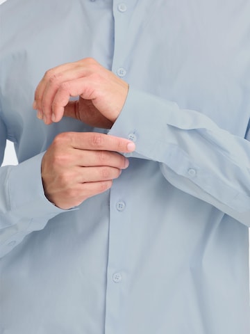 Casual Friday - Slim Fit Camisa clássica 'Palle' em azul