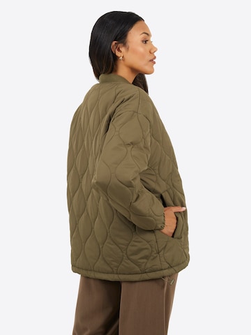 Veste mi-saison BRAVE SOUL en vert