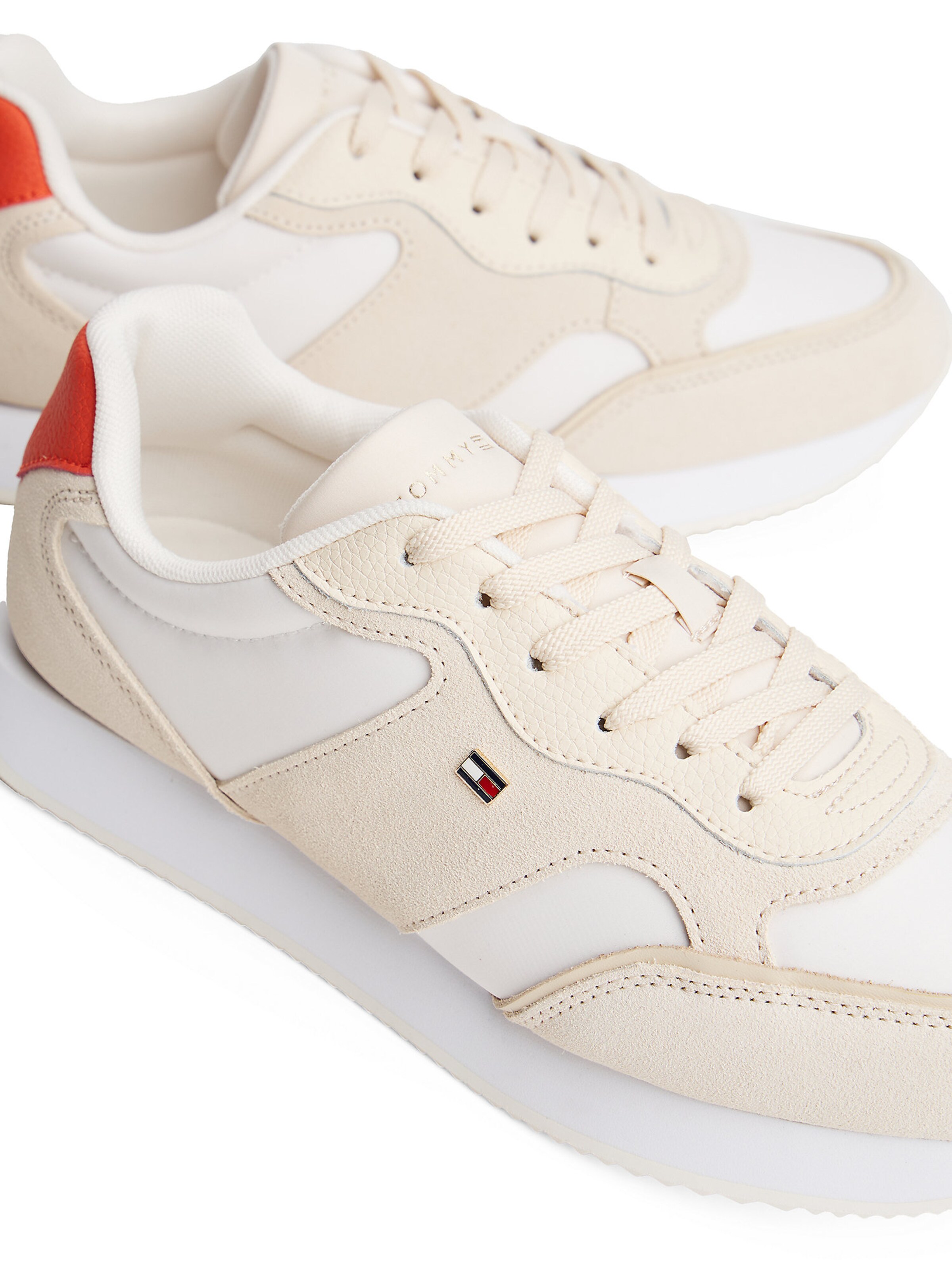 TOMMY HILFIGER Sneaker in Beige