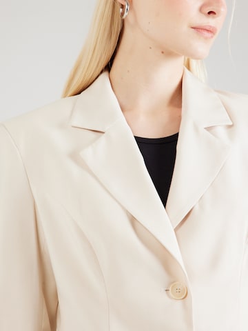 Blazer Gina Tricot en beige