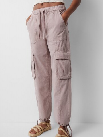 Pull&Bear regular Cargobukser i pink: forside