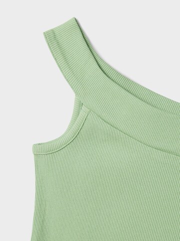 Robe NAME IT en vert
