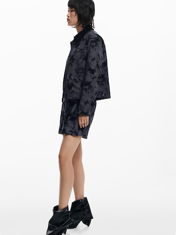 Desigual Демисезонная куртка в Черный