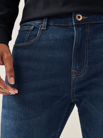 Regular Jean Next en bleu