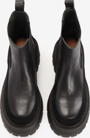 Boots chelsea di Kazar Studio in nero