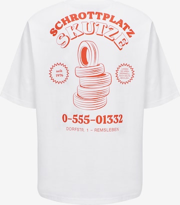 Magdeburg Los Angeles T-Shirt 'Schrottplatz Skutze' in Weiß