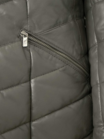 Jilani Between-Seasons Coat 'Ranja' in Grey