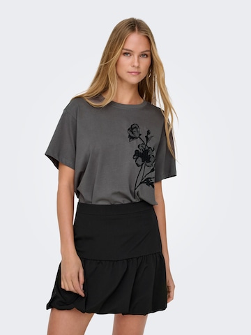 ONLY - Camiseta 'ONLKRISTA' en gris