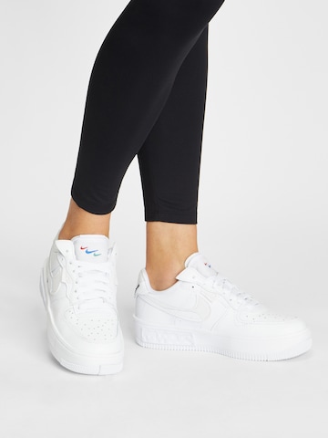 Baskets basses 'Nike Air Force 1 Fontanka' Nike Sportswear en blanc : devant