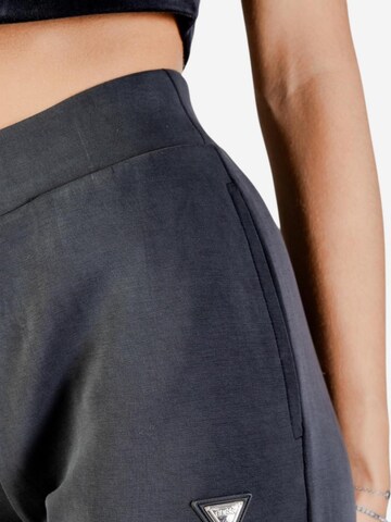regular Pantaloni sportivi 'OLYMPE LONG PANTS V4YB08 KCAY2' di GUESS in nero
